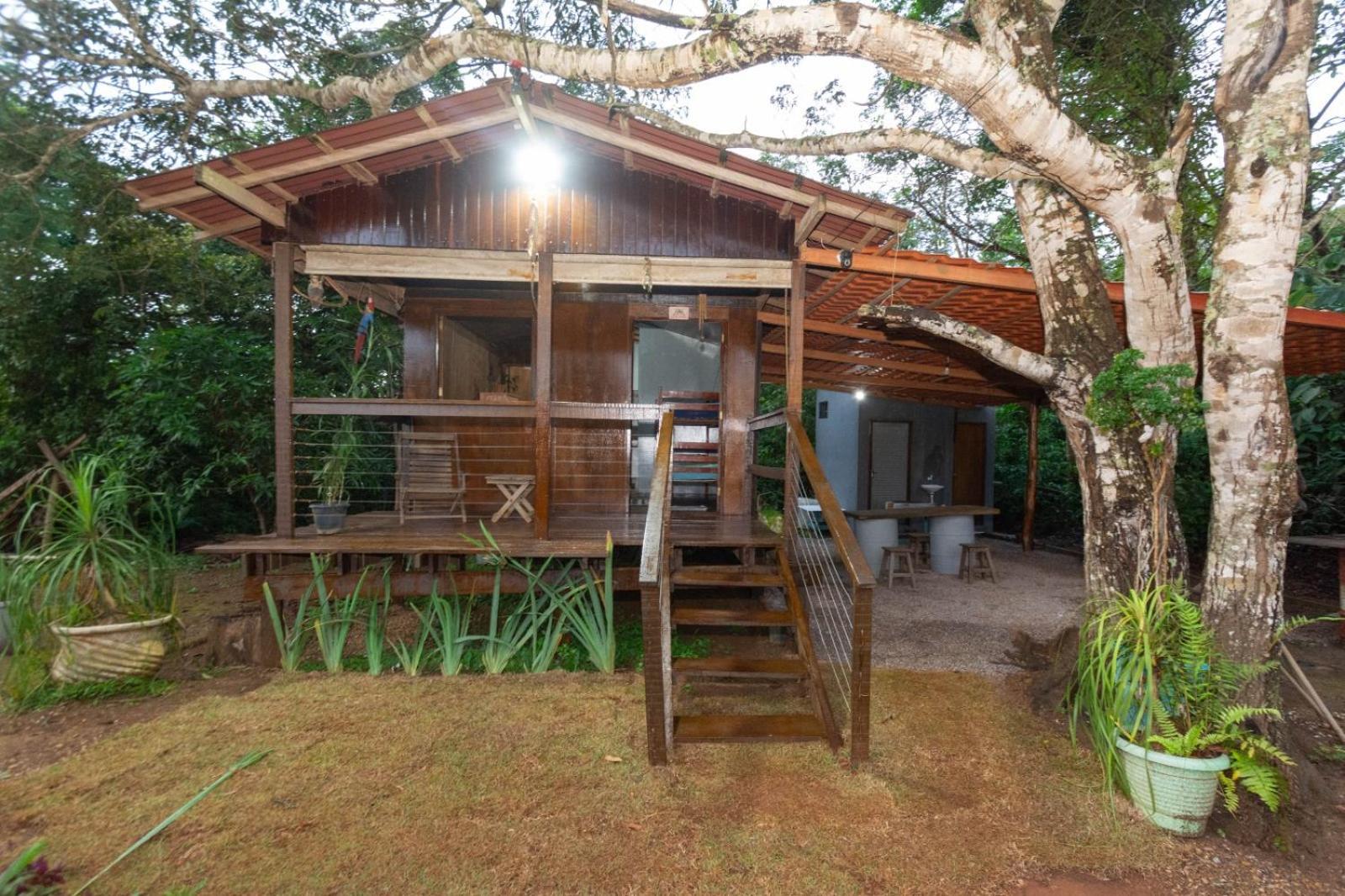 Casa Das Violetas Chapada dos Guimarães Dış mekan fotoğraf